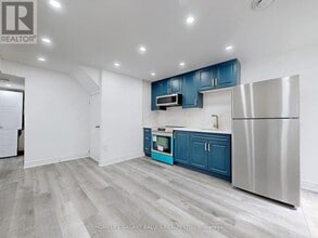 20 Draycott Ave in Ajax, ON - Building Photo - Building Photo