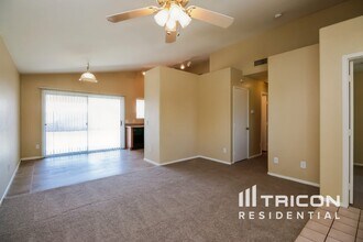 16169 W Buchanan St in Goodyear, AZ - Building Photo - Building Photo