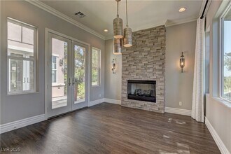 11280 Granite Ridge Dr in Las Vegas, NV - Building Photo - Building Photo
