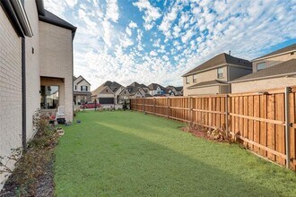 3127 Cliff Swallow Ln in Arlington, TX - Building Photo - Building Photo