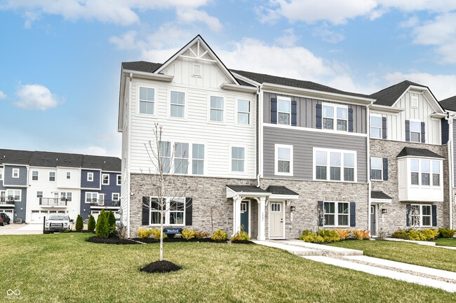 5985 Rancho Dr in Plainfield, IN - Building Photo - Building Photo