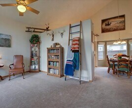 6151 Oakwood Blvd in Colorado Springs, CO - Foto de edificio - Building Photo