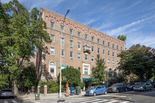 689 Fort Washington Ave Apartments