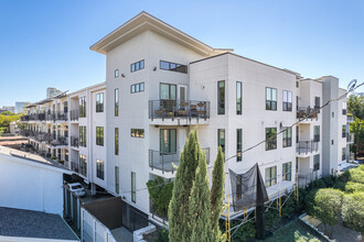 Haven in Dallas, TX - Foto de edificio - Building Photo