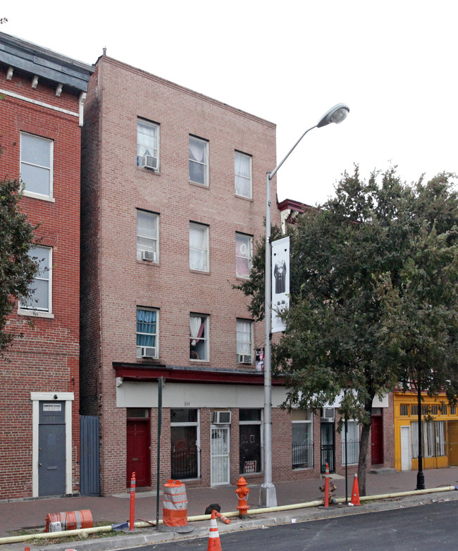 229 S Broadway in Baltimore, MD - Building Photo - Building Photo