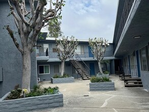 10541 National Blvd, Unit APT 18 in Los Angeles, CA - Building Photo - Building Photo