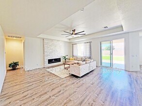 6660 Stubblefield Dr in Pahrump, NV - Building Photo - Building Photo
