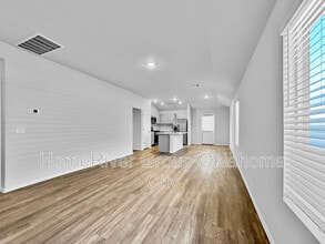 1224 S Brk Dr in Purcell, OK - Building Photo - Building Photo