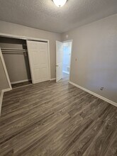 113 E Kelly Ave in Hampton, VA - Building Photo - Building Photo
