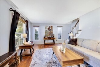 3708 SW Windemere Dr in Lee's Summit, MO - Building Photo - Building Photo