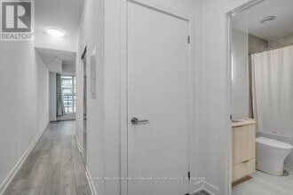 120 Broadway Ave in Toronto, ON - Building Photo - Building Photo