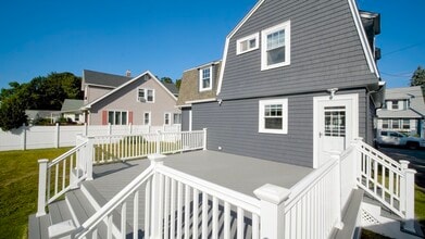 49 Riverside Ave in Quincy, MA - Building Photo - Building Photo