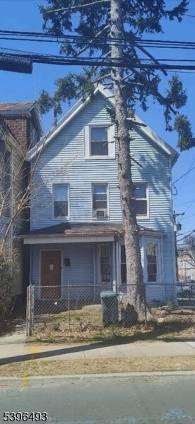 459 Grove St in Irvington, NJ - Building Photo