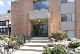 2301 Pillsbury Ave in Minneapolis, MN - Building Photo - Building Photo