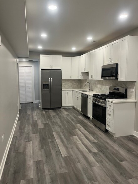 8106 S Langley Ave, Unit 1 in Chicago, IL - Building Photo - Building Photo