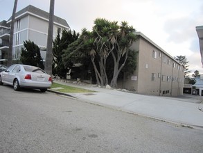 1907 Camino de la Costa in Redondo Beach, CA - Building Photo - Building Photo