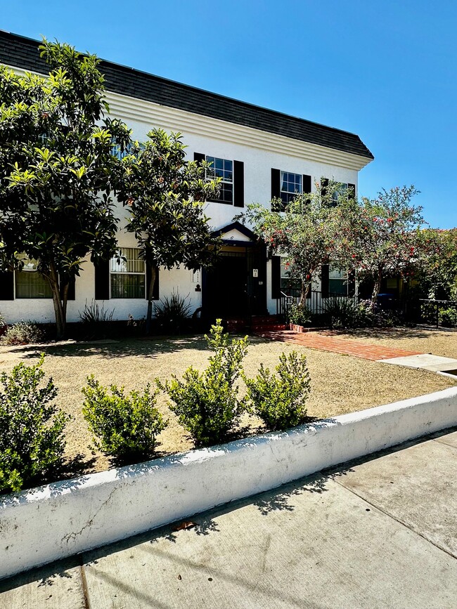 227 N Adams St, Unit 6