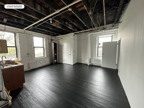 125 Green St in Brooklyn, NY - Building Photo - Building Photo