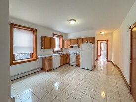 527 Chapel St in New Haven, CT - Building Photo