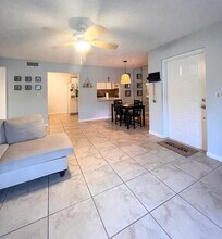 2114 SW Silver Pine Way in Palm City, FL - Building Photo - Building Photo