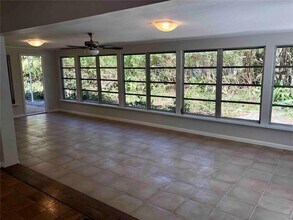 2753 Valencia Dr in Sarasota, FL - Building Photo - Building Photo