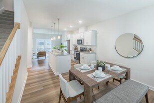 The Retreat at Brandywine Crossing in Brandywine, MD - Building Photo