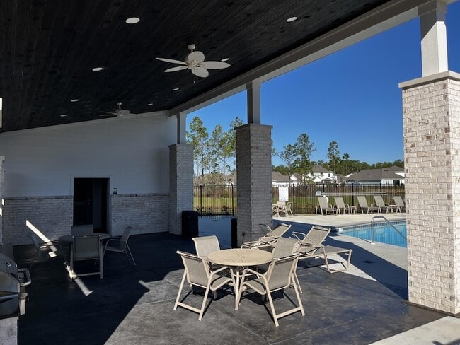 property at 250 Piper Cv