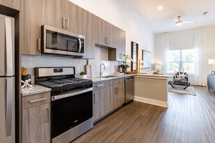 The Ashley in Newnan, GA - Building Photo