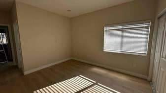 1540 W Chanticleer Rd in Anaheim, CA - Building Photo