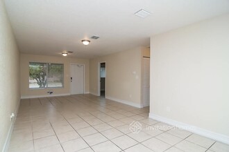 2210 Wiley St in Hollywood, FL - Building Photo - Building Photo