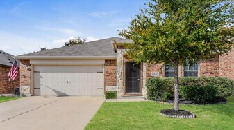 3418 Doris Dr in Denton, TX - Building Photo