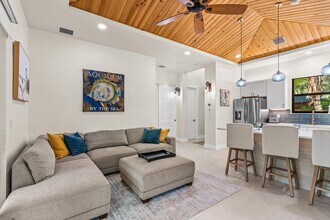 12466 Quercus Ln in Wellington, FL - Building Photo - Building Photo