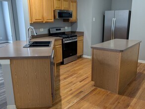 1966 Alinda Ave in Ottawa, IL - Foto de edificio - Building Photo