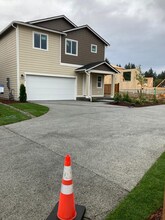 2014 18th Ave SW in Olympia, WA - Building Photo - Building Photo