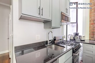 248 Mott St, Unit FL2-ID1854 in New York, NY - Foto de edificio - Building Photo