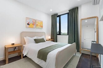 124-28 Queens Blvd in Queens, NY - Building Photo - Building Photo