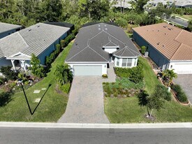 9982 Beachwalk Dr in Englewood, FL - Building Photo