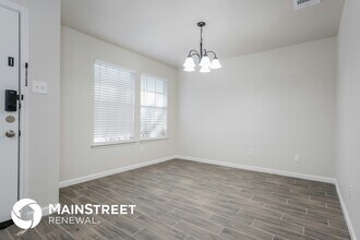 2213 Midbury Dr in Lancaster, TX - Building Photo - Building Photo