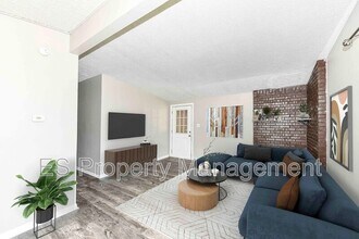 1631 Elmhurst Dr in Indianapolis, IN - Building Photo - Building Photo