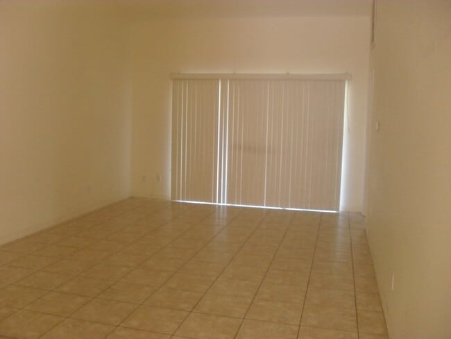 4131 SW Santa Barbara Pl in Cape Coral, FL - Building Photo - Building Photo