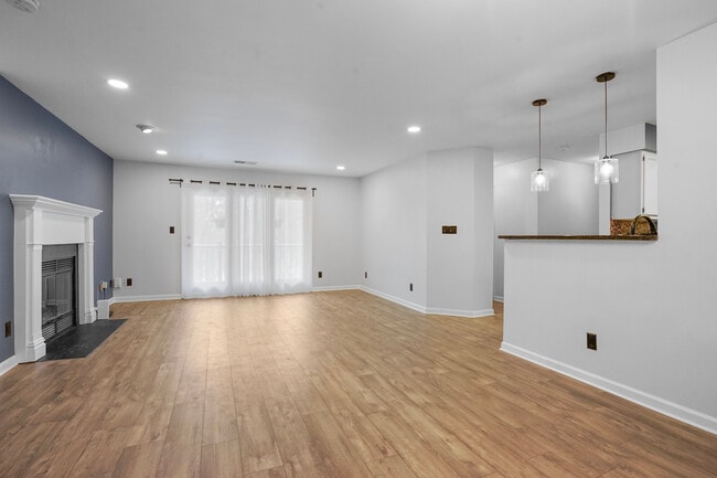 7503 Ashby Ln, Unit I in Alexandria, VA - Building Photo - Building Photo