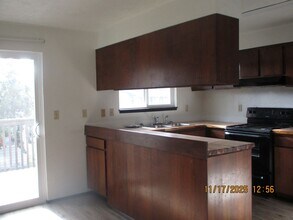 1128 Ruby Ct in Aberdeen, WA - Building Photo - Building Photo