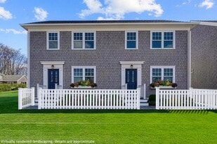 68 Yarmouth Rd in Barnstable, MA - Building Photo