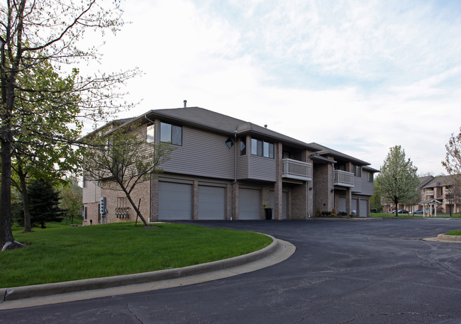 The Enclave at Rosemont Ridge in Akron, OH - Building Photo - Building Photo