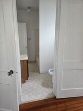 611 S Broad St in Clinton, SC - Building Photo - Building Photo