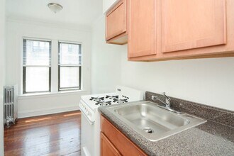 4646 N Paulina St in Chicago, IL - Building Photo - Building Photo