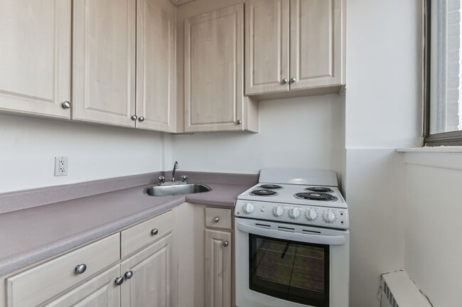property at 224 St George St