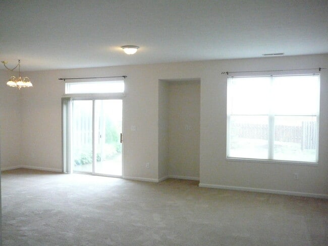 7040 Forrester Ln in Indianapolis, IN - Building Photo - Building Photo