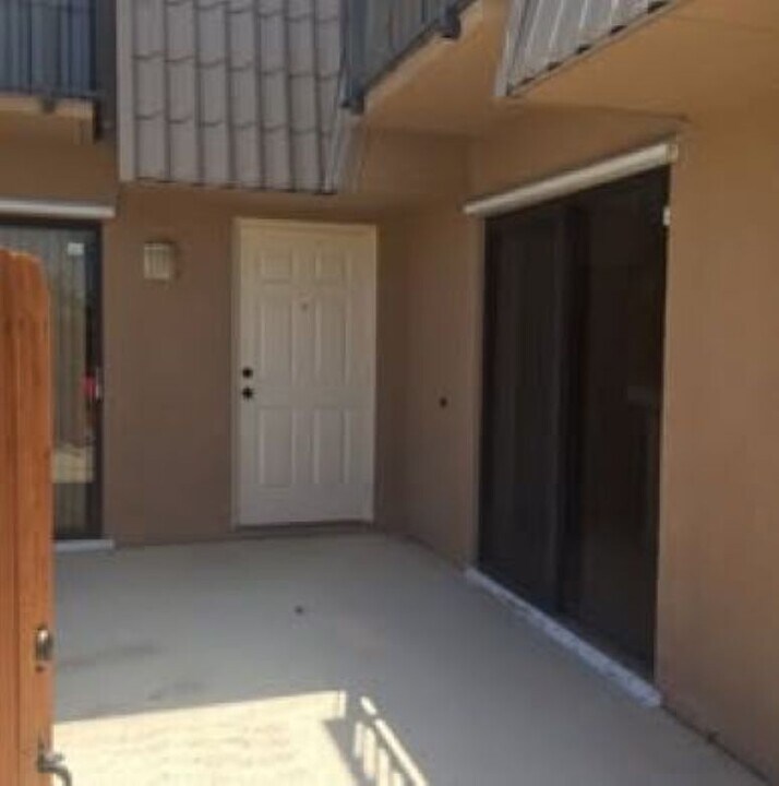 5423 54th Way in West Palm Beach, FL - Building Photo