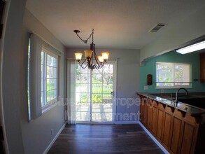 1308 Orchard Way in Chico, CA - Building Photo - Building Photo